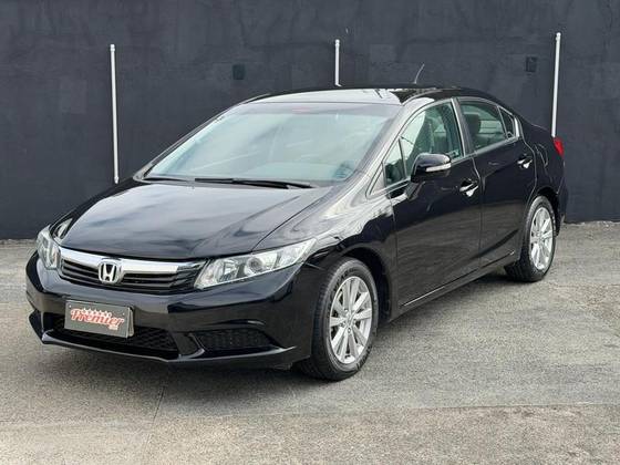 HONDA CIVIC 1.8 EXS 16V FLEX 4P AUTOMÁTICO HONDA CIVIC 1.8 EXS 16V FLEX 4P AUTOMÁTICO